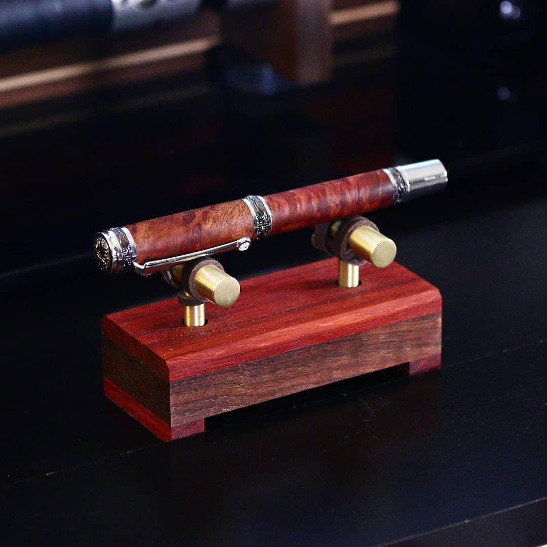 Fountain pen! I cant remember the wood type.... #penmaking #lathe #fountainpen