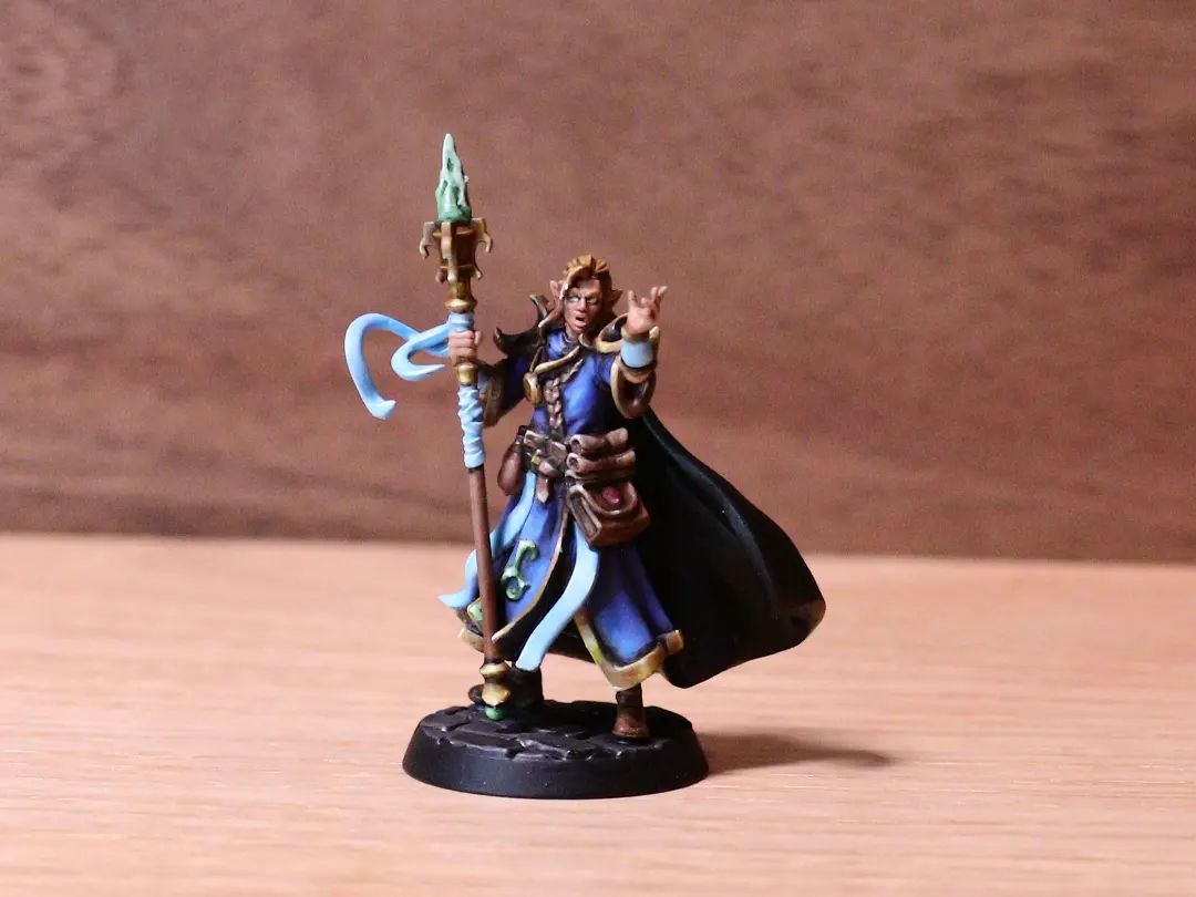 Mage miniature, if your wondering how big it is the base is about the size of a quater, it was 3d printed! Im rusty at it. #miniature #mage #3dprinting