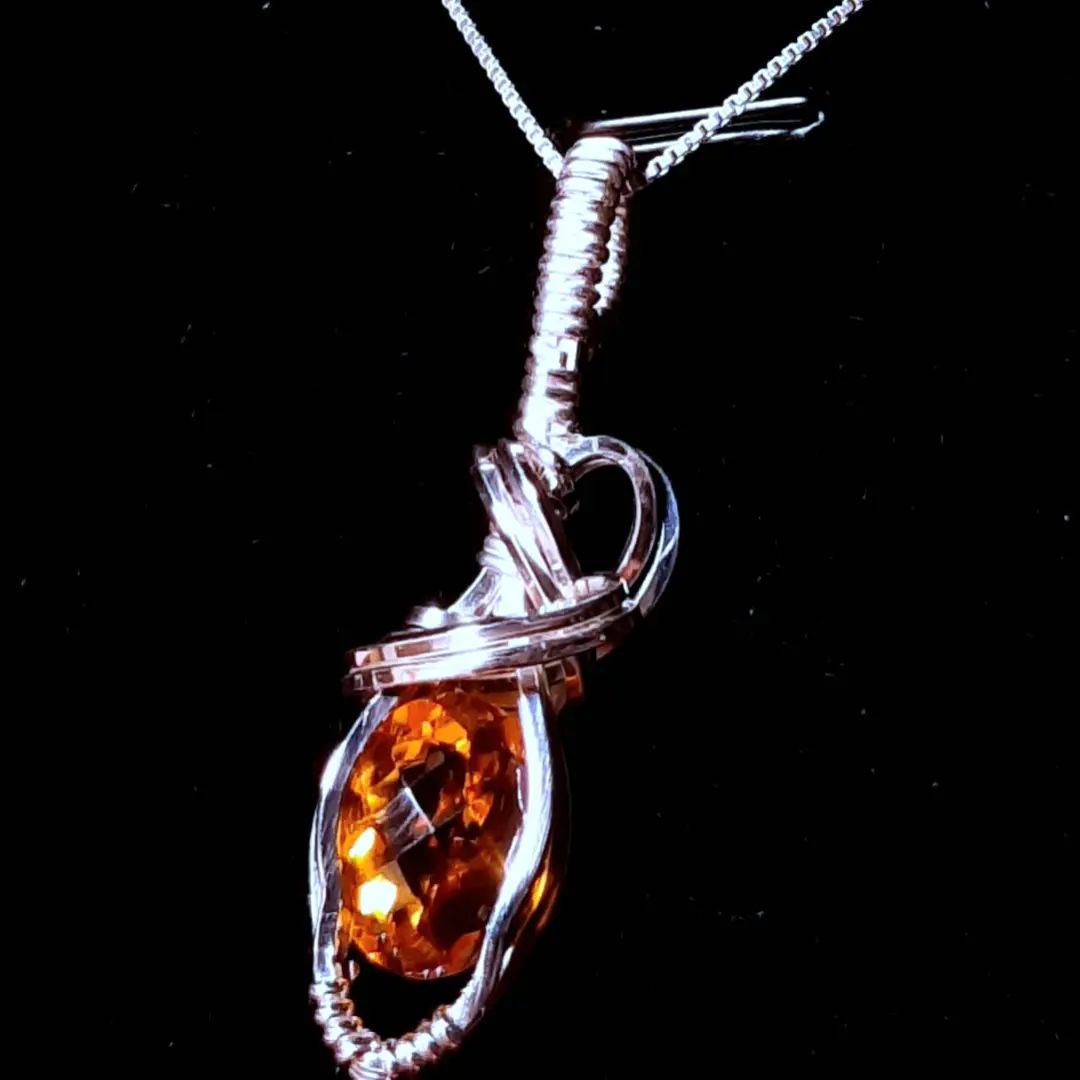 Citrine pendant #silver #wirewrap #wirewrappedjewelry #citrine #pendant #necklace #jewelry