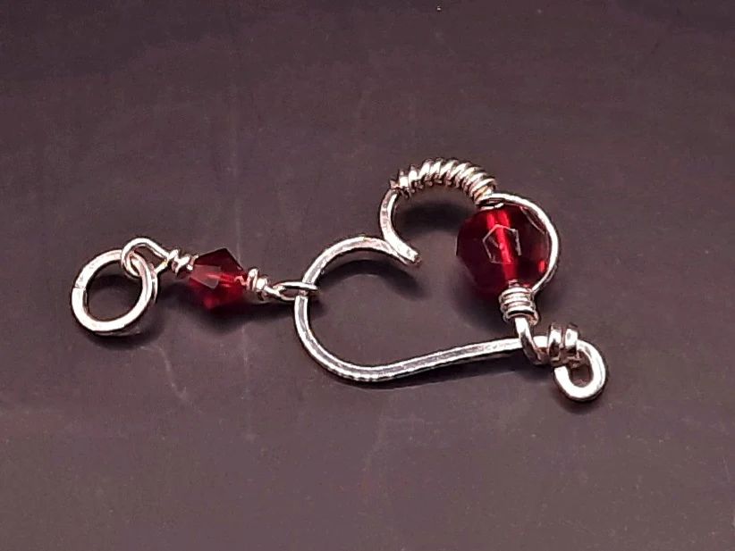 Small Silver heart pendant #silver #red #wirewrap #wirewrappedjewelry #pendant