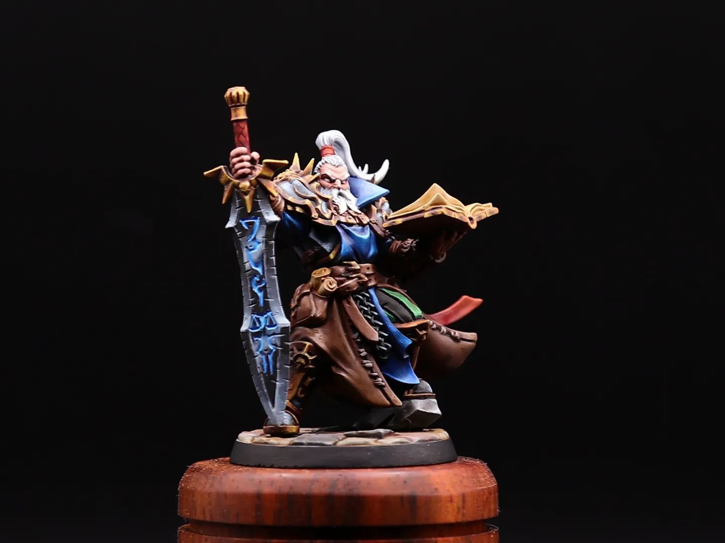 Lord Commander Casymir, I started this in march... im a bit rusty... I might take some better pics another time? #paladin #miniature #dnd #dungeonsanddragons #mini #painting #sword #nonmetallicmetal #lordcommandercasymir #rpg #tabletop #wargaming #roleplay #roleplaying #roleplayinggame #roleplayinggames #knight #spellcasting #magic #mage #game #vellajopaints #vallajo #gamesworkshop