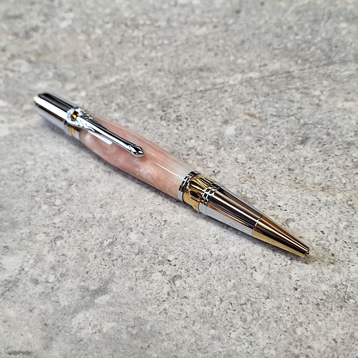Broadwell Art Deco pen #pen #penmaking #artdeco #pink #green #gold #silver
