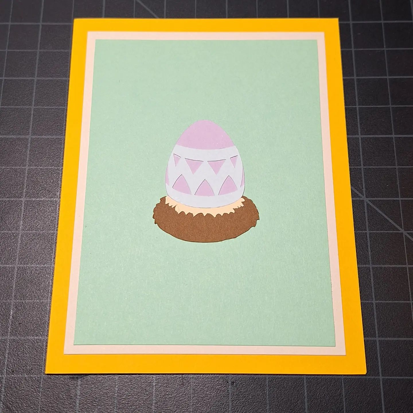 Easter card theres 2 with different colored eggs #easter #card #papercrafts #papercraft #eastercard #eastercards